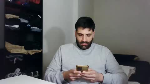 italianboybcn online show from January 2025 07:59:01 AM