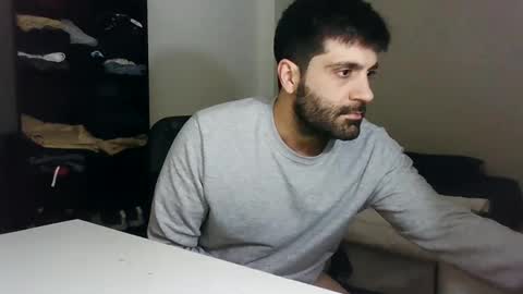 italianboybcn online show from January 2025 01:02:01 AM