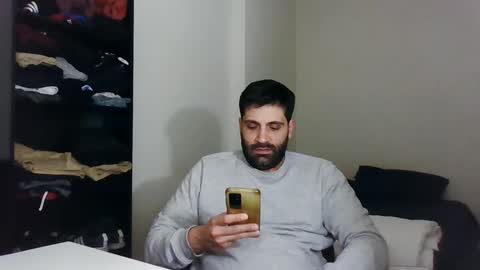 italianboybcn online show from January 2025 08:30:02 AM