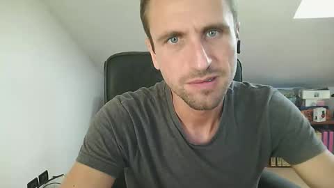 italiano116116 online show from September 2025 12:51:02 PM