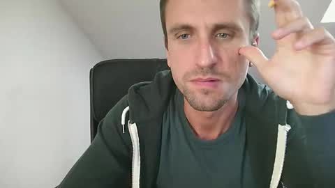 italiano116116 online show from September 2025 02:00:02 PM