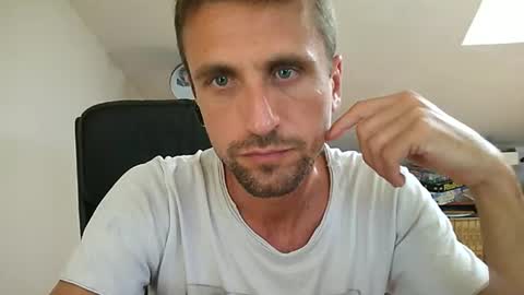 italiano116116 online show from July 2026 01:06:02 PM
