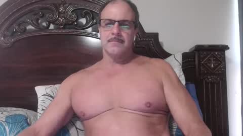 Snapshot of italianstud43 chatting on October 2025 12:47:02 PM Hot Italian online show from October 2025 12:47:02 PM