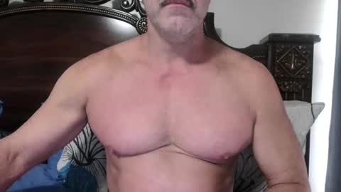 Snapshot of italianstud43 chatting on October 2025 01:23:01 PM Hot Italian online show from October 2025 01:23:01 PM