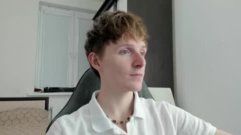 Ethan online show from November 2025 05:03:01 PM