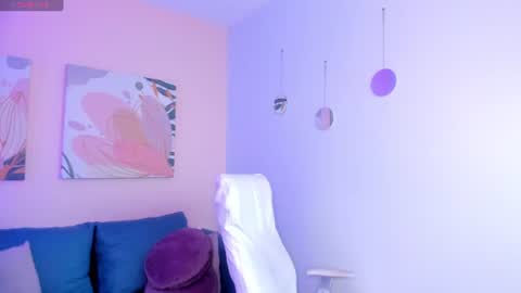 Anniie online show from July 2026 08:40:01 PM