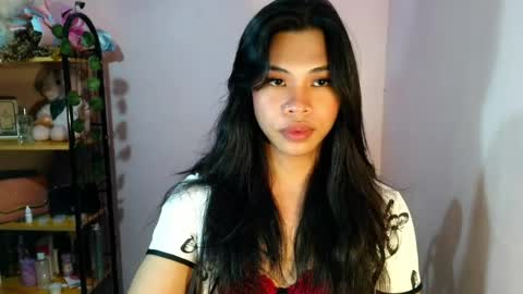 its_chloe20 online show from July 2026 01:17:01 PM