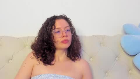 Maria online show from March 2025 07:28:02 PM