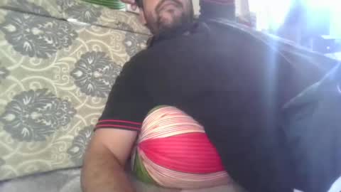 Snapshot of its_me_2323 chatting on March 2026 06:40:01 AM its_me_2323 online show from March 2026 06:40:01 AM