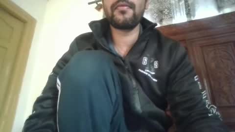 Snapshot of its_me_2323 chatting on April 2026 05:12:02 AM its_me_2323 online show from April 2026 05:12:02 AM