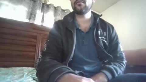 Snapshot of its_me_2323 chatting on April 2026 06:08:01 AM its_me_2323 online show from April 2026 06:08:01 AM