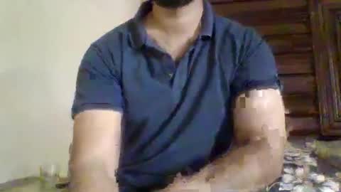 Snapshot of its_me_2323 chatting on May 2026 04:40:01 AM its_me_2323 online show from May 2026 04:40:01 AM