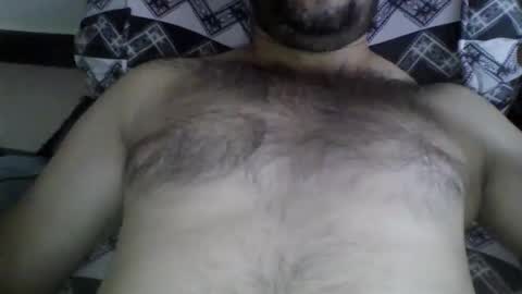 Snapshot of its_me_2323 chatting on June 2026 07:25:02 AM its_me_2323 online show from June 2026 07:25:02 AM