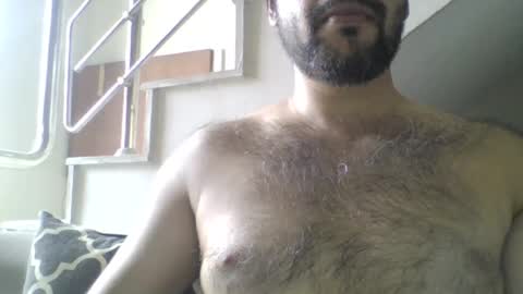 Snapshot of its_me_2323 chatting on July 2026 05:10:02 AM its_me_2323 online show from July 2026 05:10:02 AM