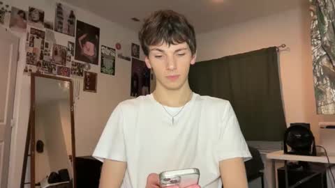 Rowan online show from September 2025 01:32:02 AM