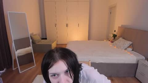 Yami online show from July 2026 01:15:02 PM