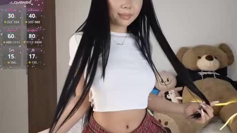 Queen Liya online show from September 2025 07:37:02 PM