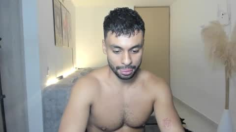 Snapshot of itsgeo1111 chatting on October 2025 04:37:02 AM CALL ME GEO online show from October 2025 04:37:02 AM