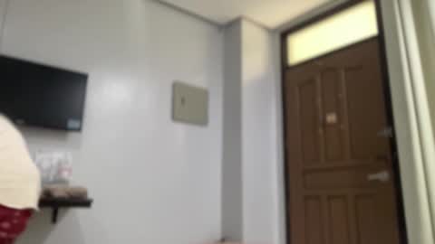 Hannah online show from September 2025 03:28:01 AM