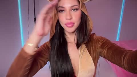 Snapshot of itskassielee chatting on December 2024 02:22:02 PM itskassielee online show from December 2024 02:22:02 PM