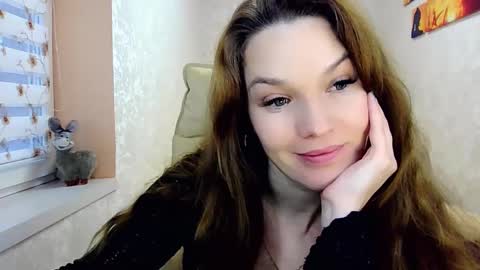 itslunaday online show from February 2025 02:43:01 PM