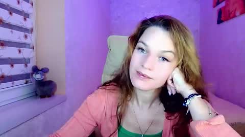 itslunaday online show from September 2025 05:07:02 PM