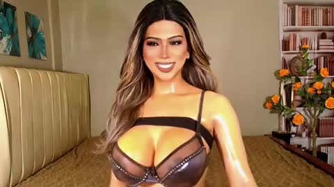 ms pearl online show from May 2026 11:35:01 PM