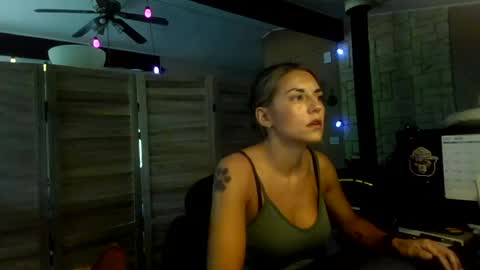 ItsMeSophie X online show from July 2026 04:43:02 PM