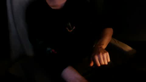 itsnotliam834 online show from January 2025 10:33:02 PM