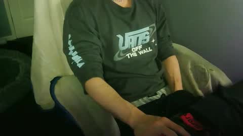 itsnotliam834 online show from September 2025 02:44:01 AM