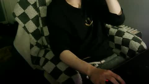 itsnotliam834 online show from October 2025 02:12:02 AM