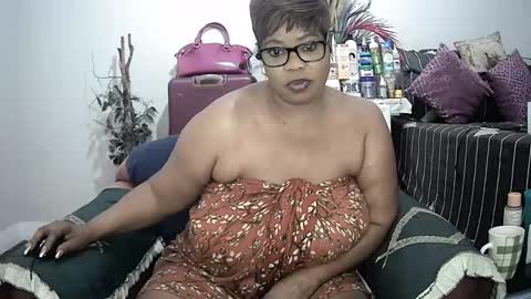 itumeleng74 online show from January 2025 07:03:01 AM