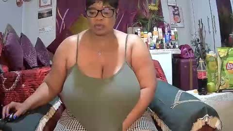 itumeleng74 online show from November 2025 06:29:01 PM