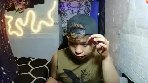 Snapshot of itzurrey chatting on November 2025 07:02:02 PM itzurrey online show from November 2025 07:02:02 PM