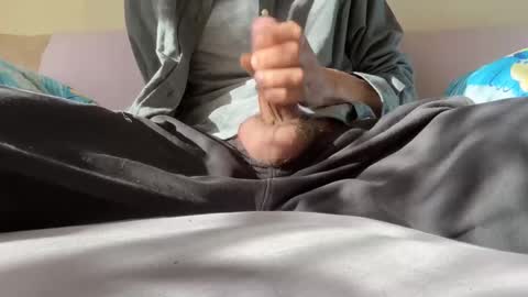 Snapshot of iuuuf2 chatting on January 2025 10:49:01 AM Iuuuf2 or Samel online show from January 2025 10:49:01 AM