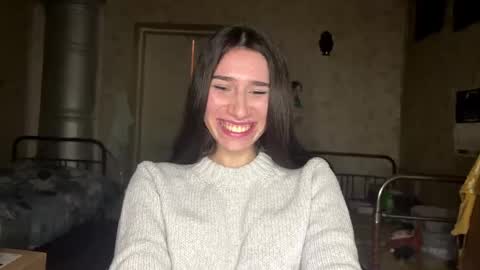 Mia online show from February 2026 01:48:02 PM