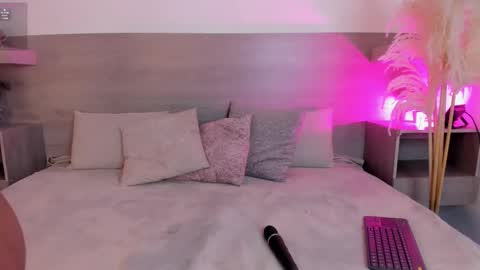 Snapshot of ivana_hall chatting on September 2025 08:23:02 PM ivana_hall online show from September 2025 08:23:02 PM