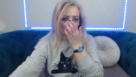 ivanacharm online show from May 2026 03:24:02 AM