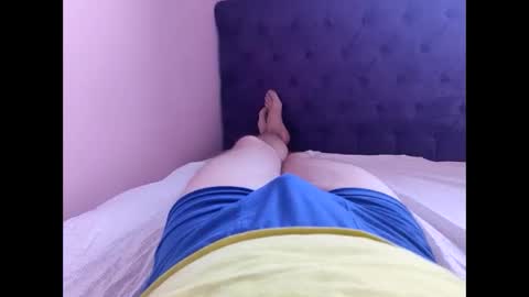 Snapshot of ivanes888 chatting on January 2026 09:12:02 AM Mickey online show from January 2026 09:12:02 AM