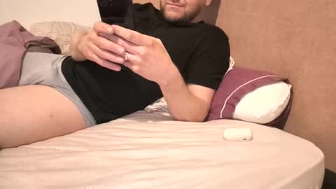 ivanf999 online show from May 2026 12:00:02 PM