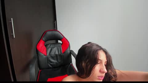 Snapshot of ivanna_essis chatting on December 2024 09:30:02 PM ivanna_essis online show from December 2024 09:30:02 PM