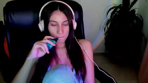 Snapshot of ivanna_essis chatting on October 2025 12:54:02 AM ivanna_essis online show from October 2025 12:54:02 AM