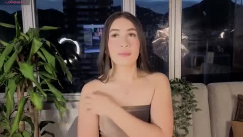 Ivanna West online show from October 2025 10:32:02 AM