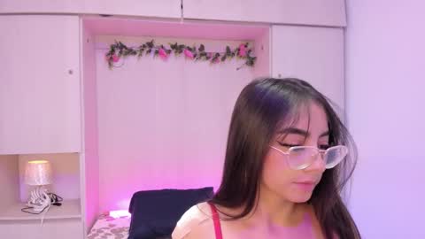 Snapshot of ivannawest_ chatting on December 2025 04:09:01 AM Ivy online show from December 2025 04:09:01 AM