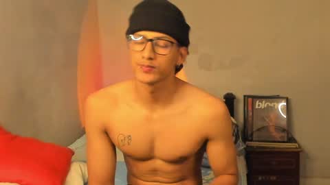 Ivano online show from December 2024 12:02:01 PM