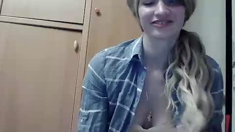 Snapshot of ivetta911 chatting on November 2025 01:55:01 PM ivetta911 online show from November 2025 01:55:01 PM