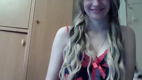 Snapshot of ivetta911 chatting on March 2026 03:29:01 PM ivetta911 online show from March 2026 03:29:01 PM