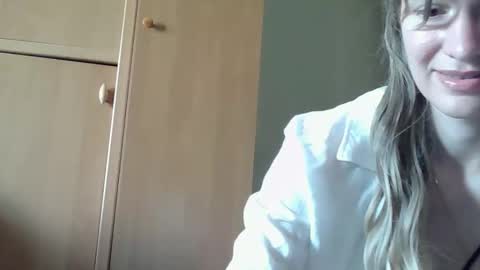 ivetta911 online show from May 2026 07:15:01 AM