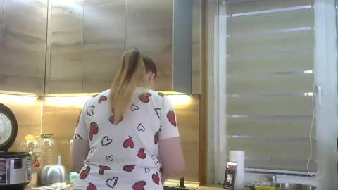 IrennaSplash online show from February 2025 06:45:01 AM