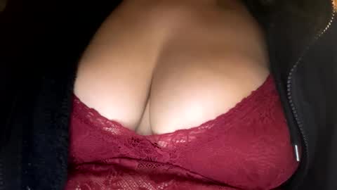 Snapshot of ivindrago chatting on March 2026 07:37:02 AM Couple of freaks online show from March 2026 07:37:02 AM